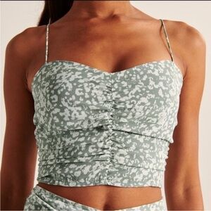 ABERCROMBIE & FITCH Cropped Top Tank‎ Ruched Spaghetti Strap | Medium